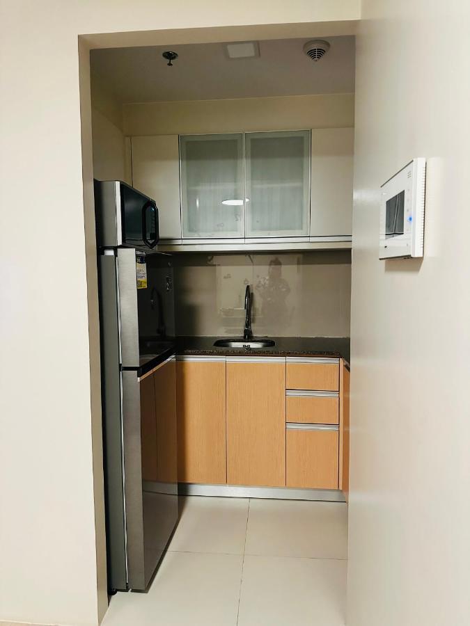 81 Newport Condominium Cluster 5 3A By Rechelle Nunag Πασάι Εξωτερικό φωτογραφία