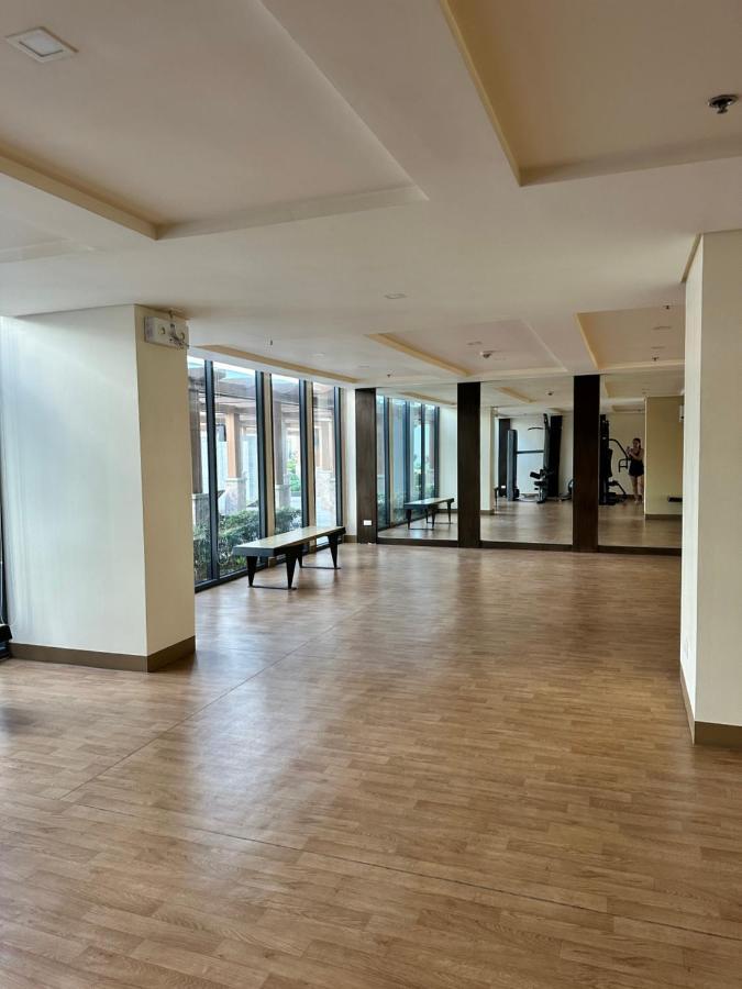 81 Newport Condominium Cluster 5 3A By Rechelle Nunag Πασάι Εξωτερικό φωτογραφία