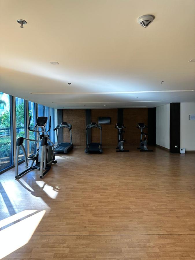 81 Newport Condominium Cluster 5 3A By Rechelle Nunag Πασάι Εξωτερικό φωτογραφία