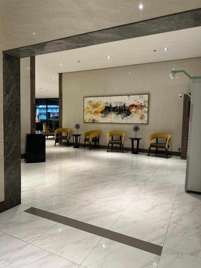 81 Newport Condominium Cluster 5 3A By Rechelle Nunag Πασάι Εξωτερικό φωτογραφία